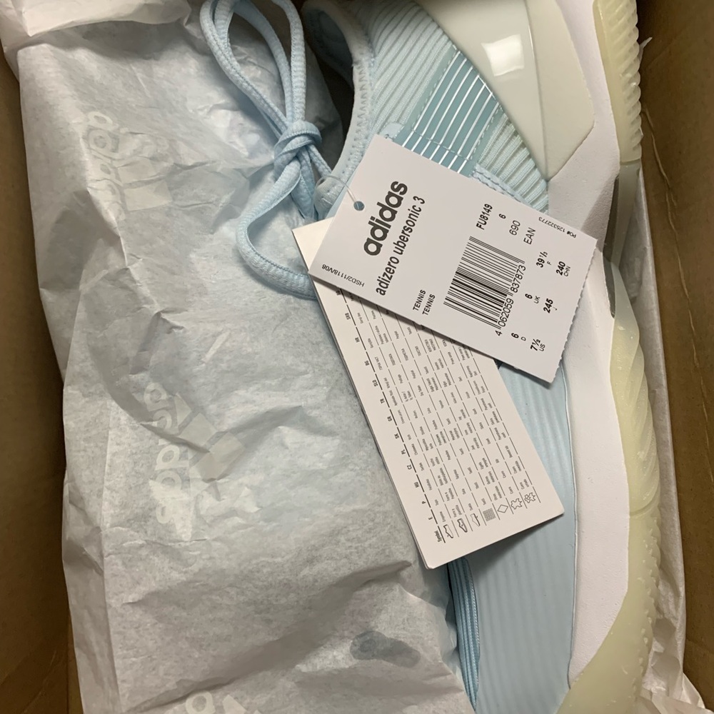 Brand new ADIZERO UBERSONIC 3 TENNIS SHOES. Size 7.5